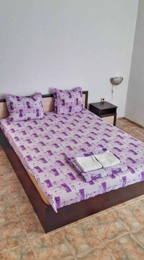 Family Hotel Bohemi II Primorsko Dış mekan fotoğraf
